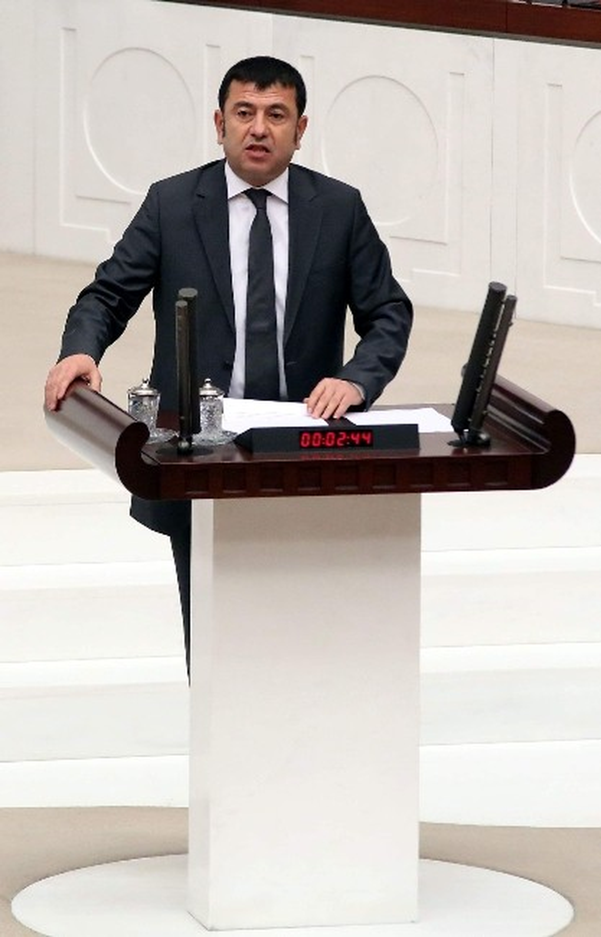 Ağbaba: "Tarsim\'e Güven Sarsılıyor"