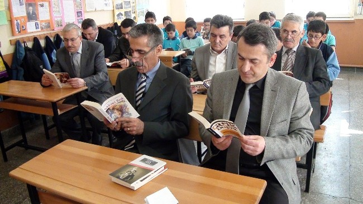 Akşehir\'de "Kim 500 Kitap İster" Projesi