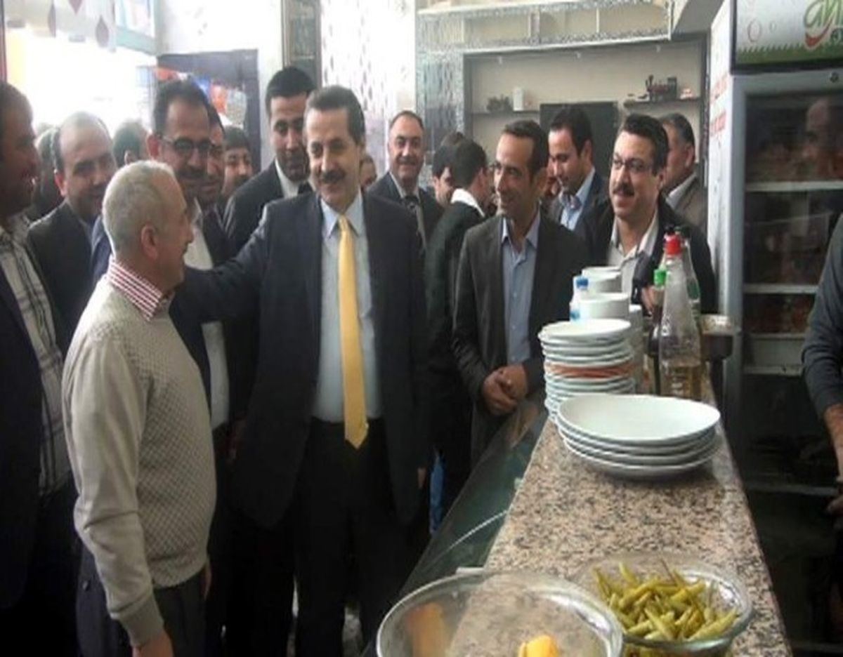 Bakan Çelik Suruçlu Esnafın Sorunlarını Dinledi