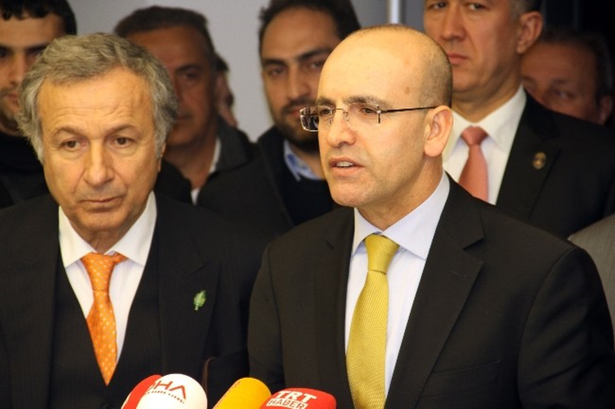 Bakan Şimşek: "Siyasi İstikrar Devam Ederse Güven Endeksleri Çok Hızlı Toparlanır"