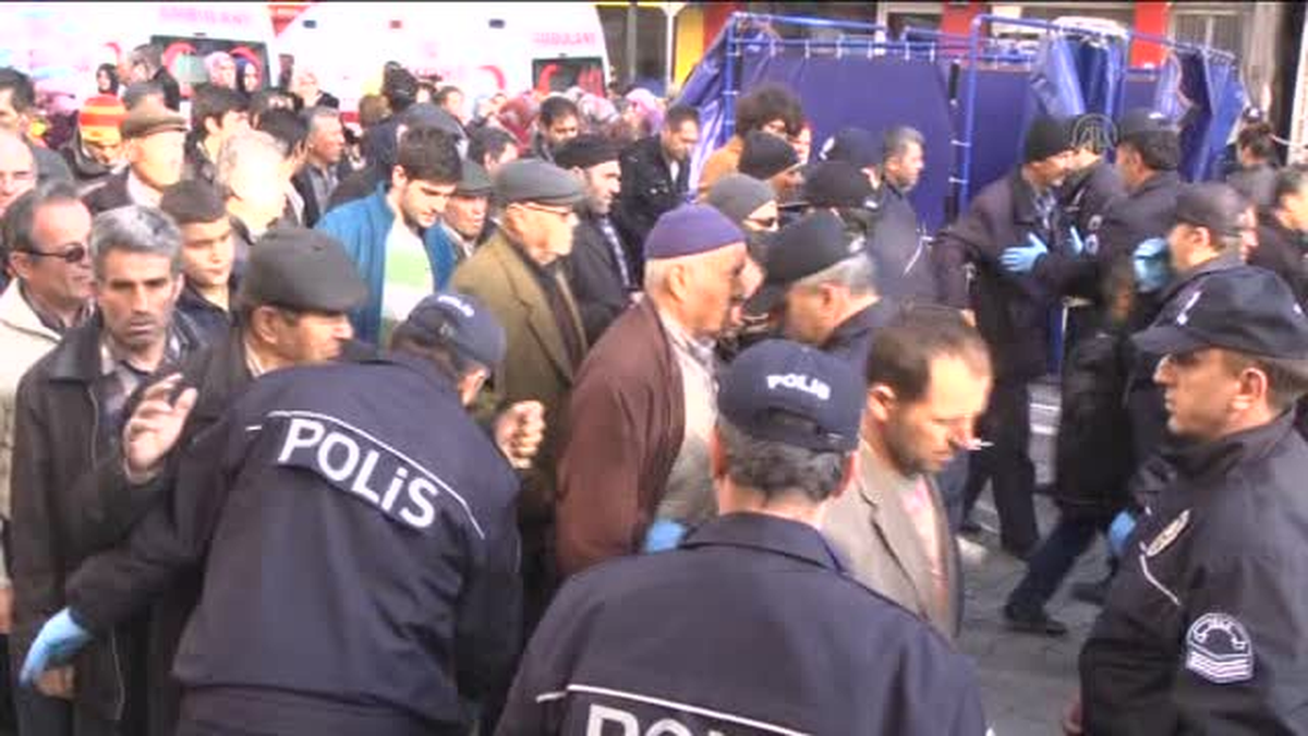Başbakan Erdoğan, Uşak\'a geldi