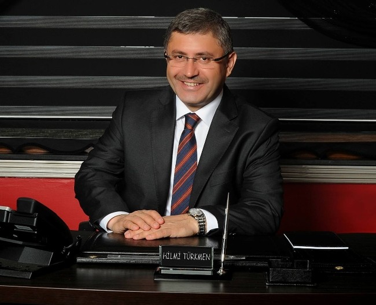 Başkan Adayı Hilmi Türkmen Üsküdarlı\'lara 20 Bin Fidan Dağıtacak