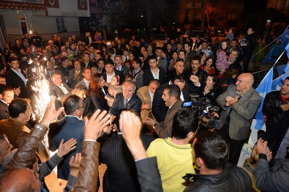 Başkan Evcilmen, "İçiniz Rahat Olsun. Oylar Evcilmen\'de Toplanıyor"