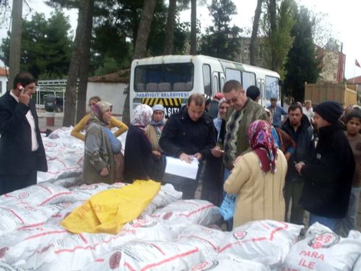 Keşan\'da Sosyal Yardımlaşma Vakfı Yardımları
