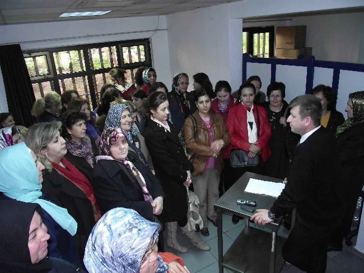 Bergama Belediyesinden Kadınlara Sağlık Taraması