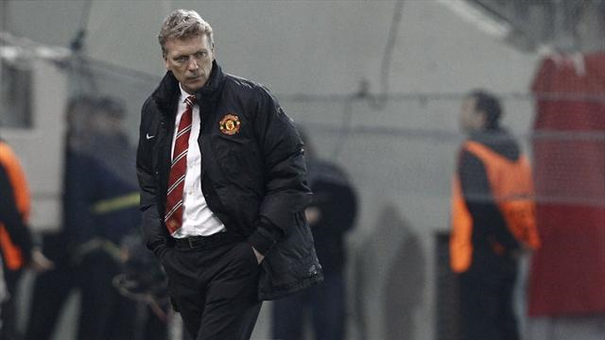 Bir Manchester United Taraftarı Menajer David Moyes\'un Gitmesi İçin Kaba Etine Dövme Yaptırdı