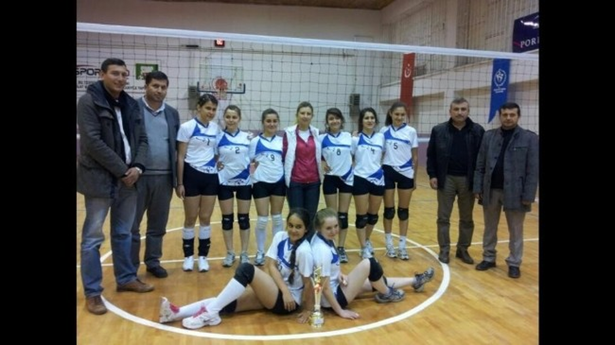 Çarşıspor Kulübü Voleybol Takımı İl Şampiyonu Oldu