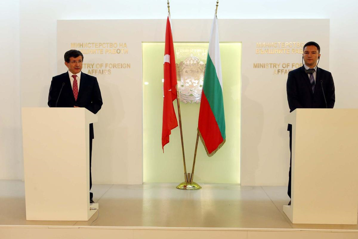 Davutoğlu-Vigenin Ortak Basın Toplantısı