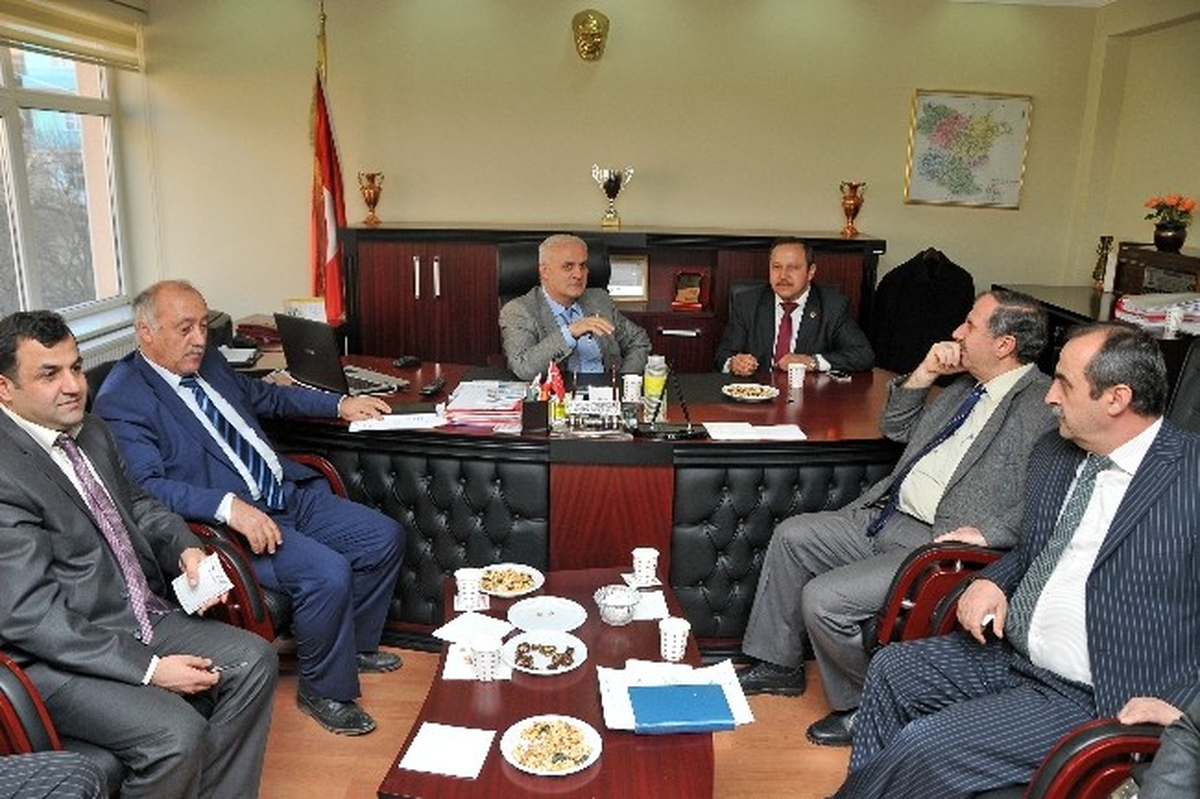 Değişime Ayak Uydurmamız Lazım"