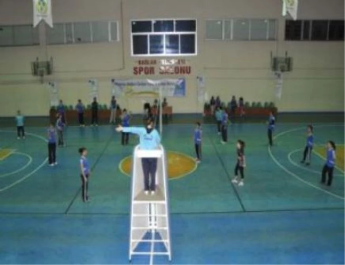 Diyarbakır\'da Voleybol Turnuvası Başlıyor 
