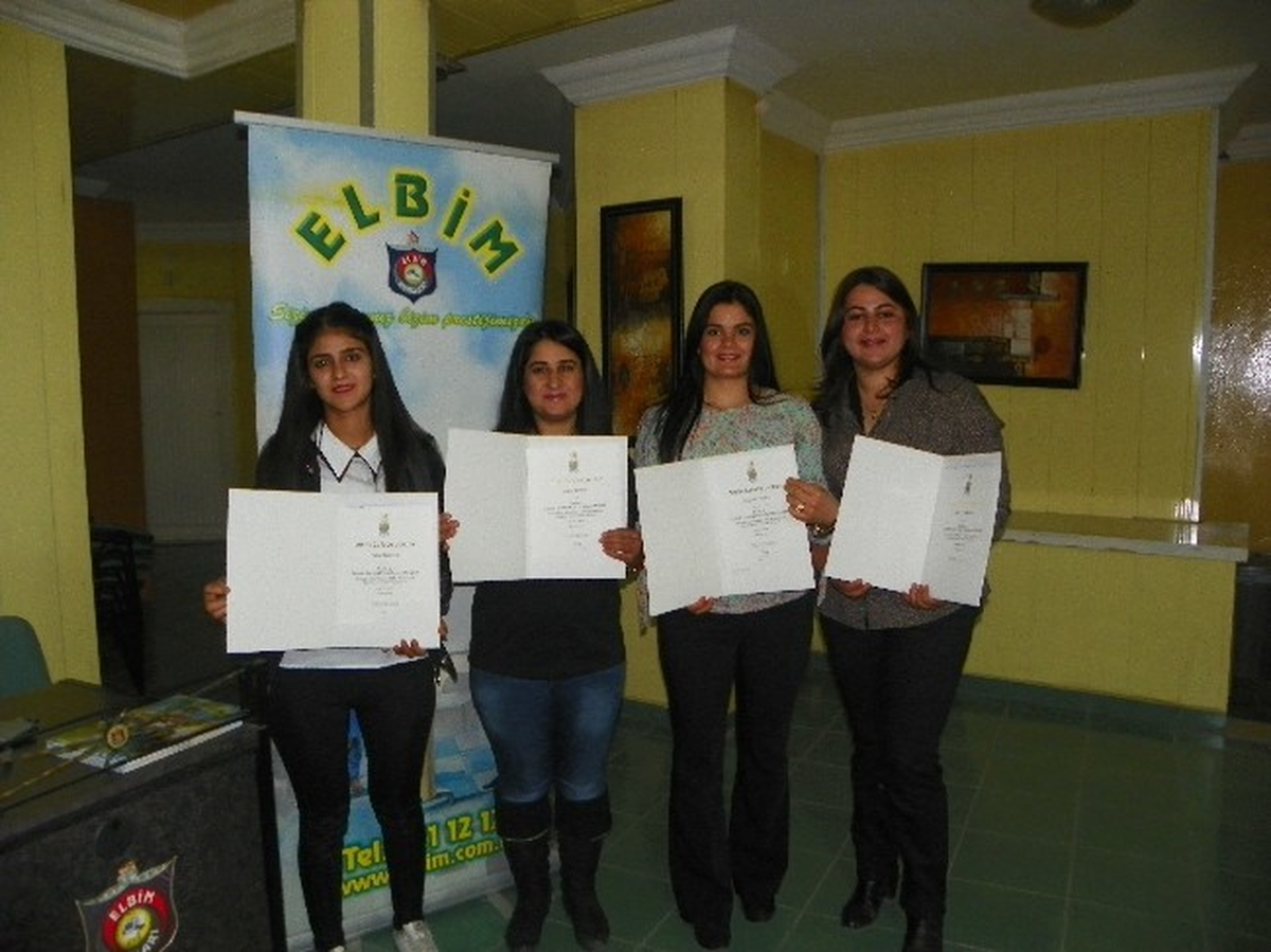 Elbim Kursiyerleri Aile Birleşim Sertifikasını Aldı