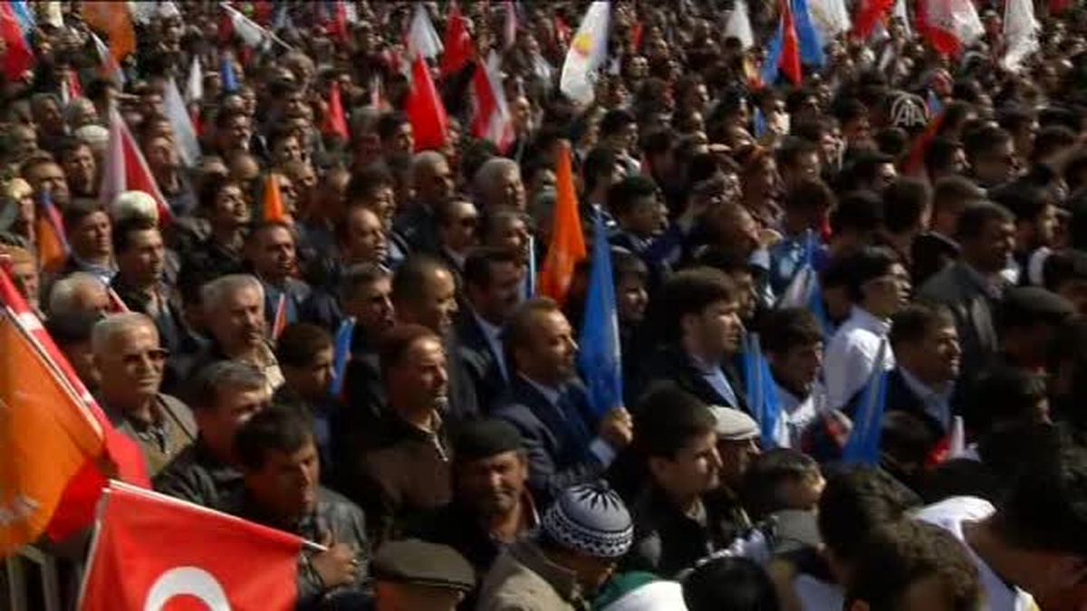 Erdoğan: \'\'CHP bu ülkede nemenem işler çevirdi\'\' -