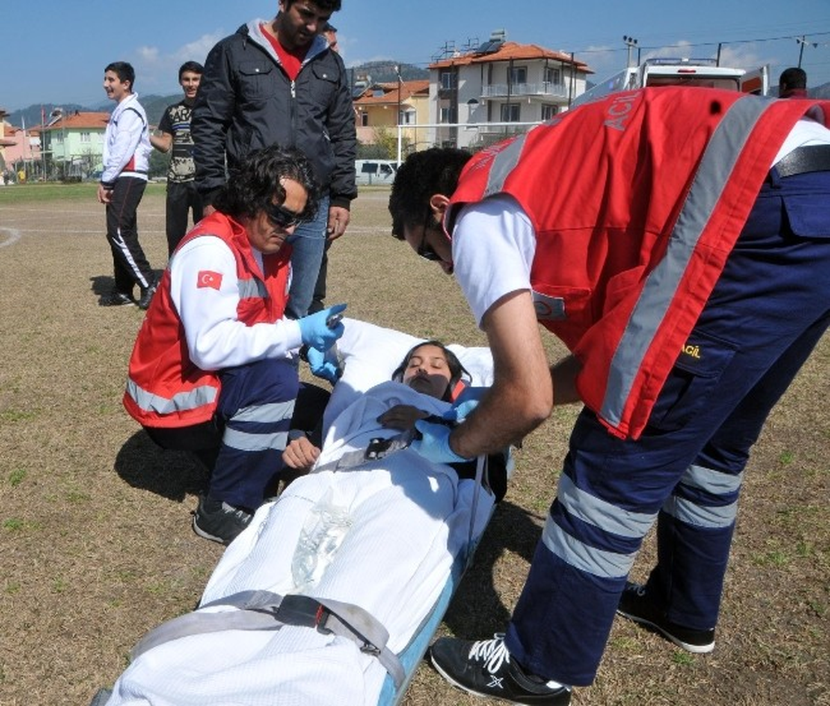 Erken Doğum Teşhisi Nedeniyle Helikopterle Antalya\'ya Sevk Edildi