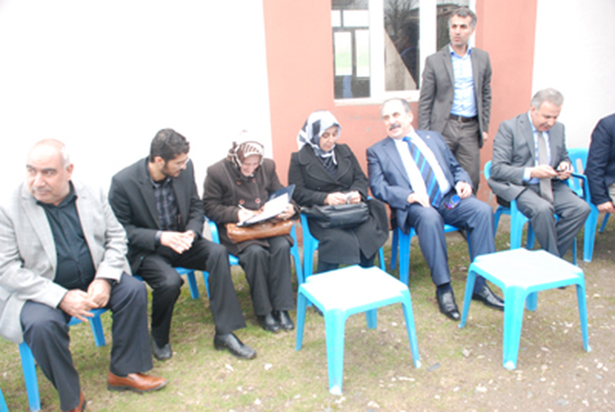 Eski Bakan AK Parti İçin Çalışmalarını Sürdürüyor