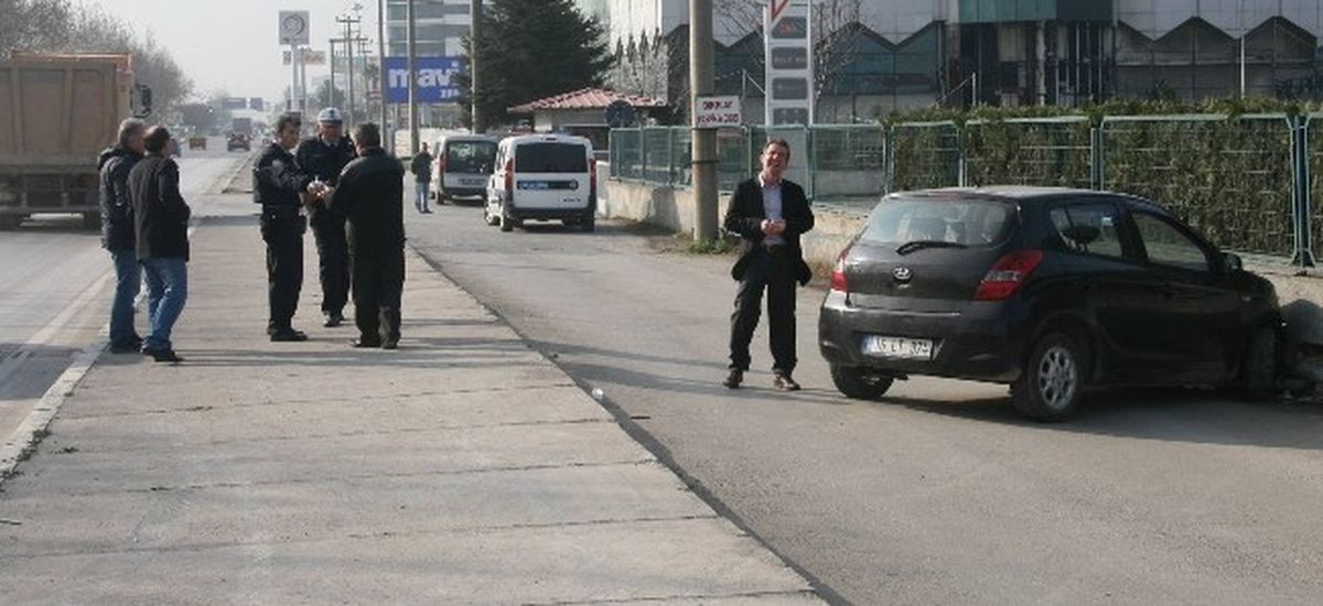 Bursa\'da Kaza: 2 Yaralı
