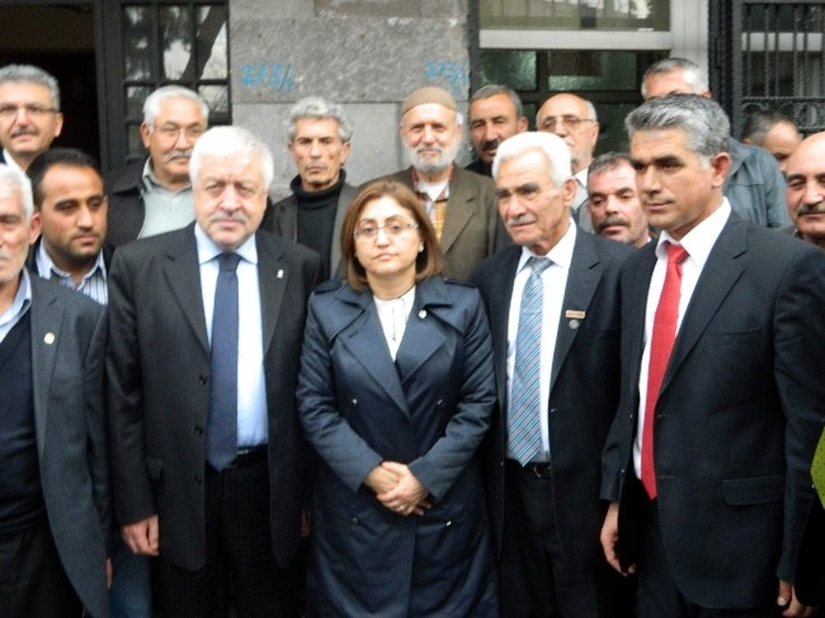 AK Parti Gaziantep Adayı Şahin Şehit Ailelerini Ziyaret Etti