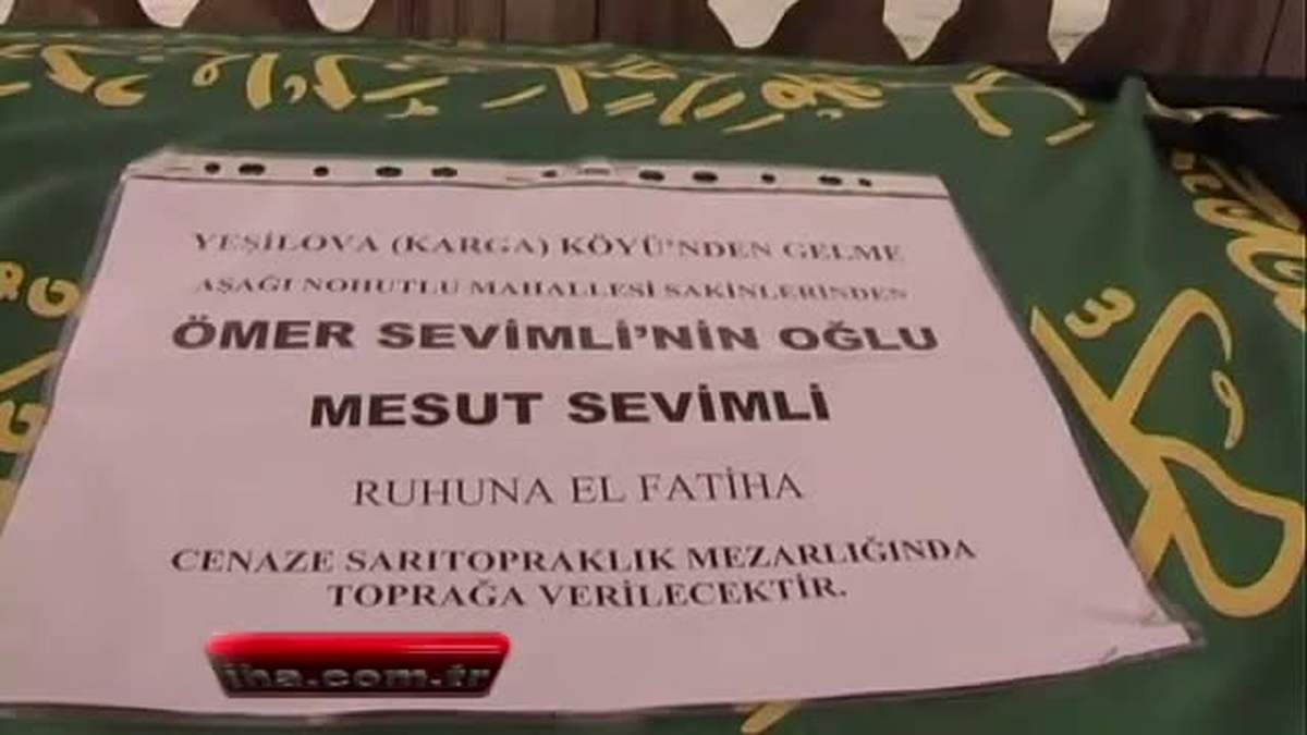 İntihar Eden Genç ve Öldürdüğü Nişanlısı Toprağa Verildi