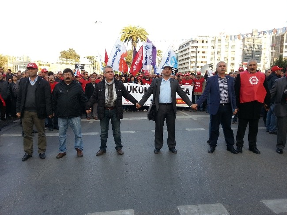 İzmir\'de Stk ve Sendikalardan Eylem