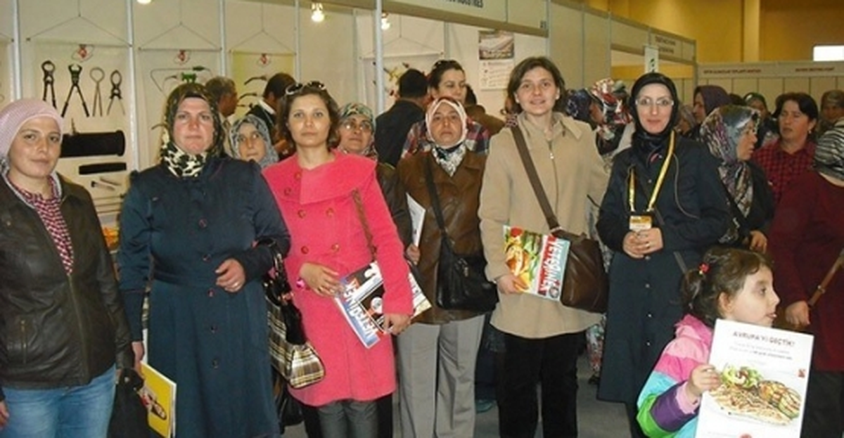Kadın Çiftçiler Fuarı Ziyaret Etti