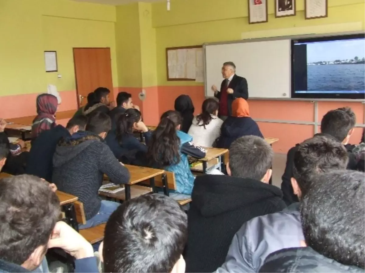 Kıbrıs\'tan Vanlı Öğrencilere Akademik Destek