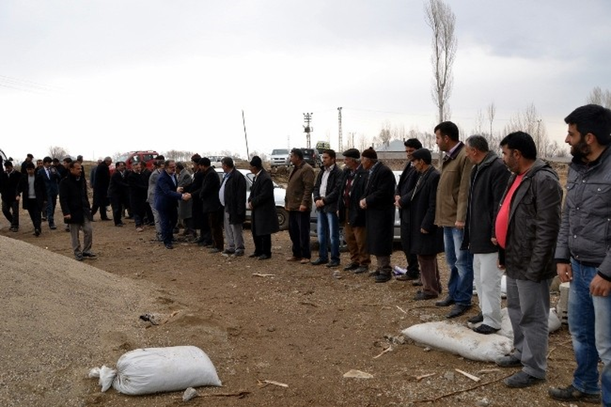 Kırgızlı Türkler Gülaçar\'ı Rabia Selamı ile Karşıladı
