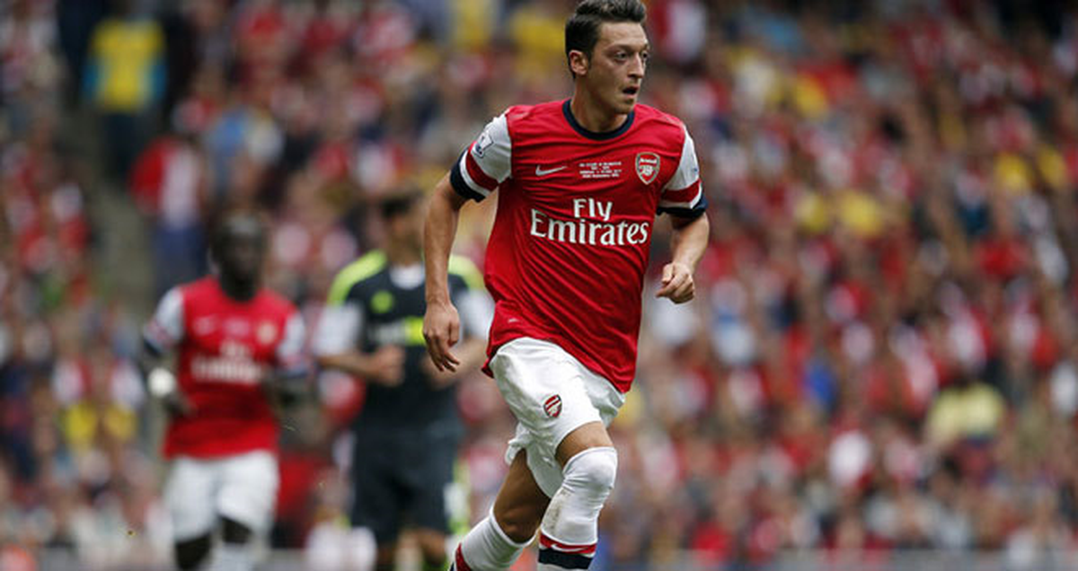 Mesut Özil Yeniden Kadroda
