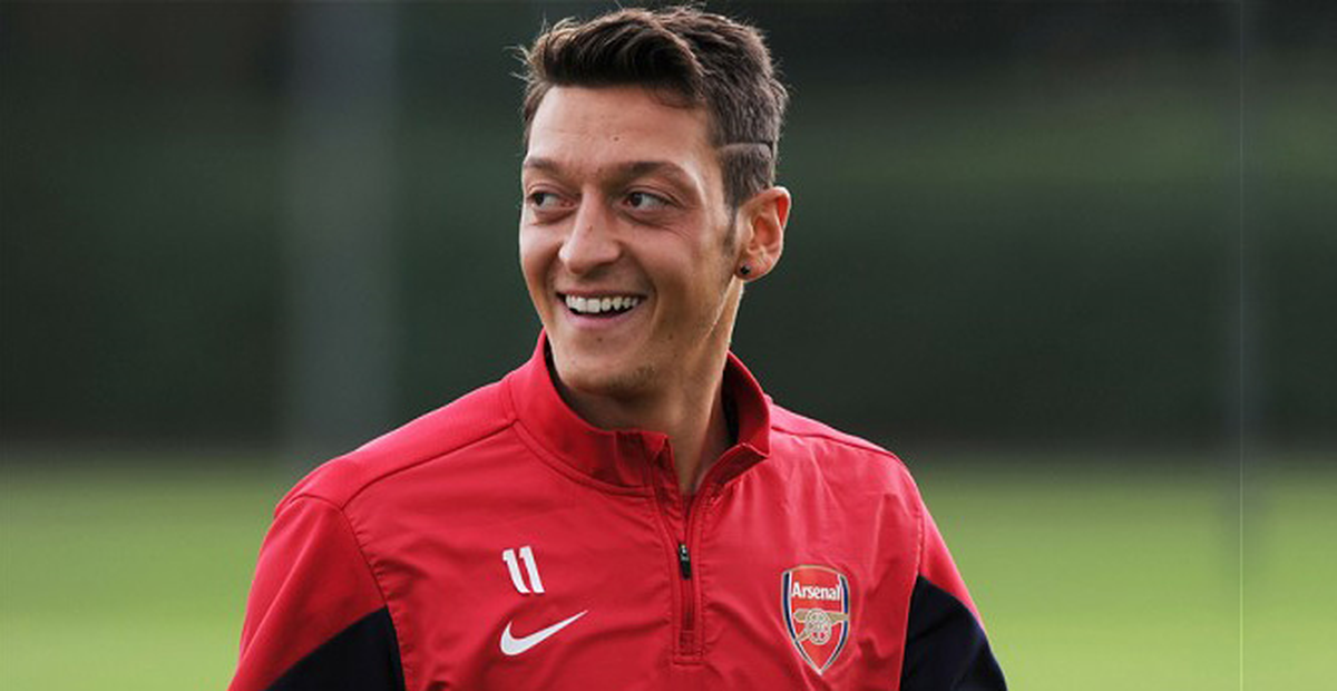 Mesut Yeniden Kadroda