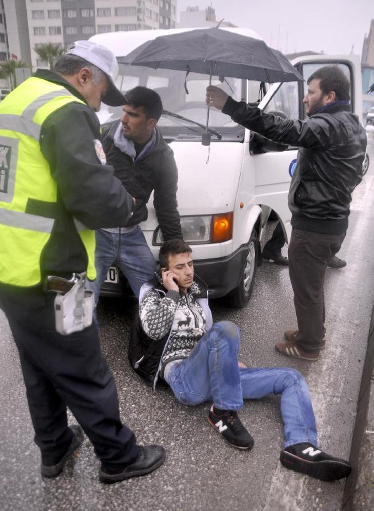 Minibüs Çarpan Yaya Yaralandı