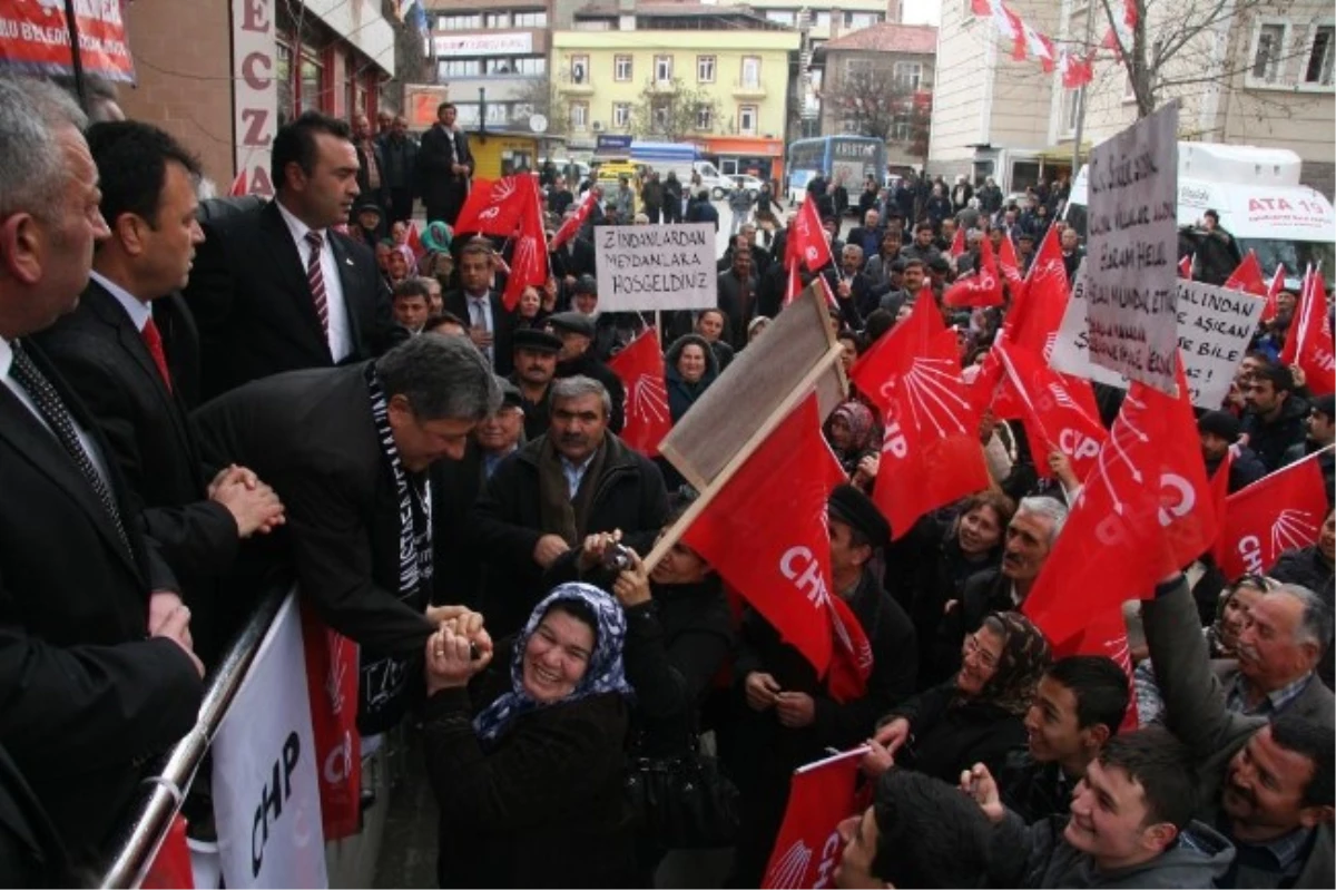 CHP\'li Balbay Sungurlu\'da Seçim Bürosu Açtı