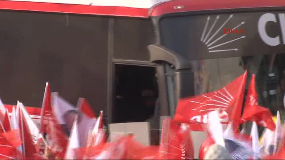 Sarıgül Evinde Kutularda Milyon Dolarlar Olan Dışarıda, Genelkurmay Başkanı İçeride