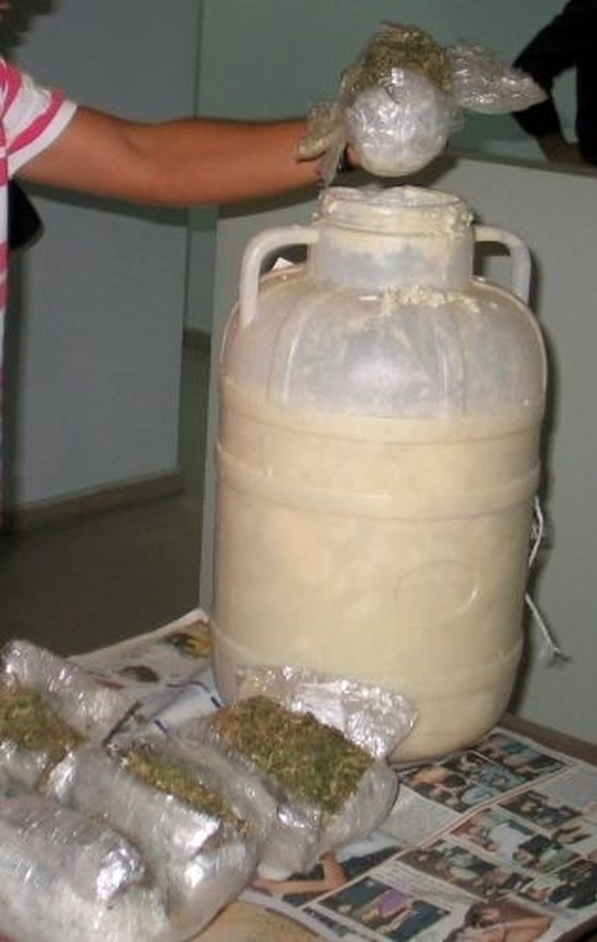 Uyuşturucuyu Peynir Bidonlarına Sakladılar