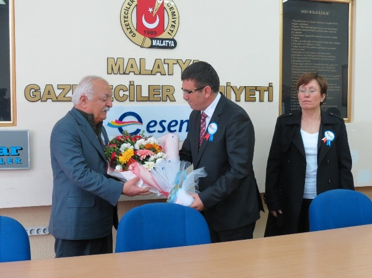 Vergi Dairesinden Gazeteciler Cemiyetine Ziyaret