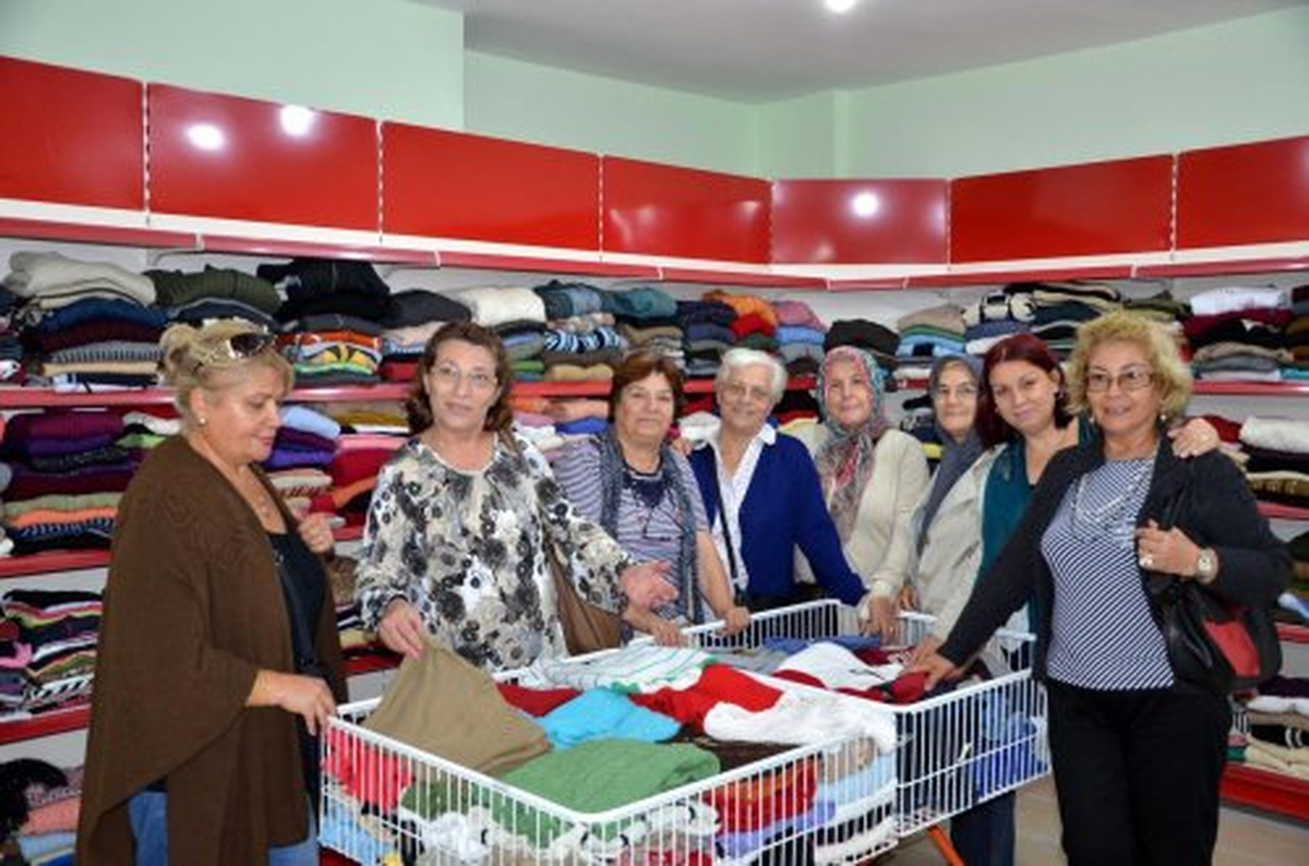 Yalova\'da "Saklamıyorum Paylaşıyorum Projesi"