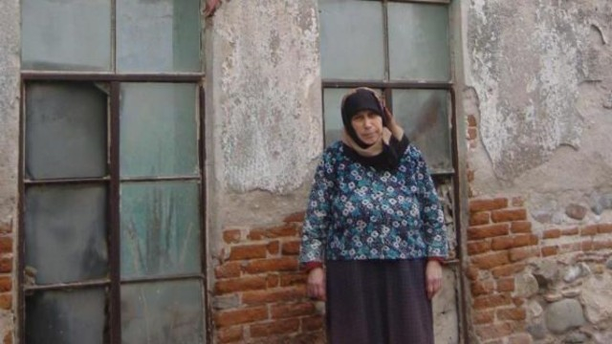 Yıkık Tarihi Binada Yaşam Savaşı