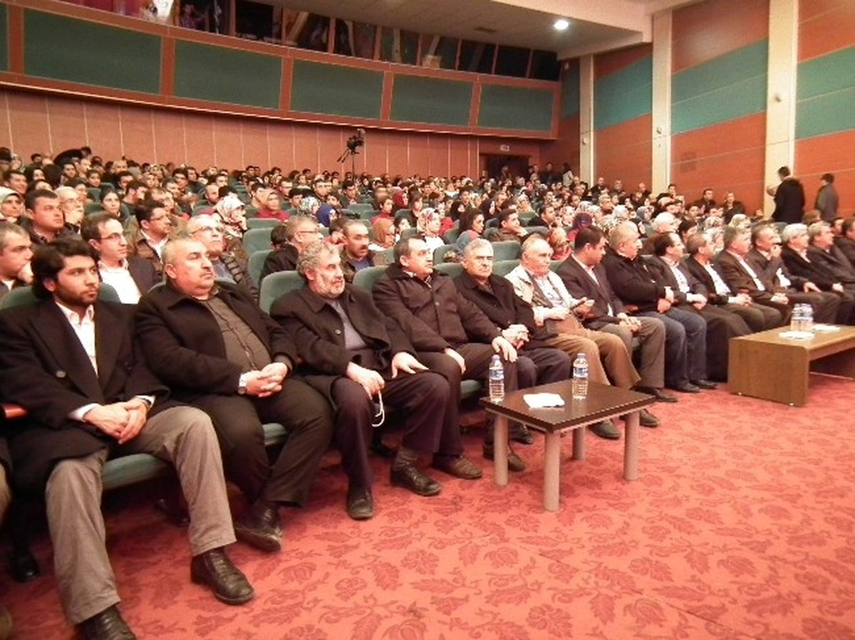 28 Şubat Tiyatrosu Sahnelendi