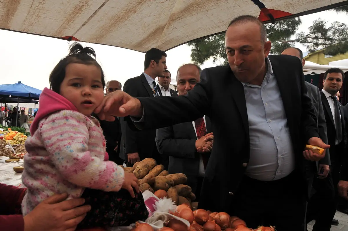 AB Bakanı ve Başmüzakereci Çavuşoğlu, Antalya\'da