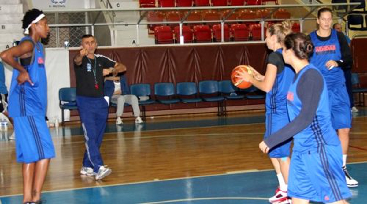 Adana Botaş, Konak Belediyesi Maçına Hazır