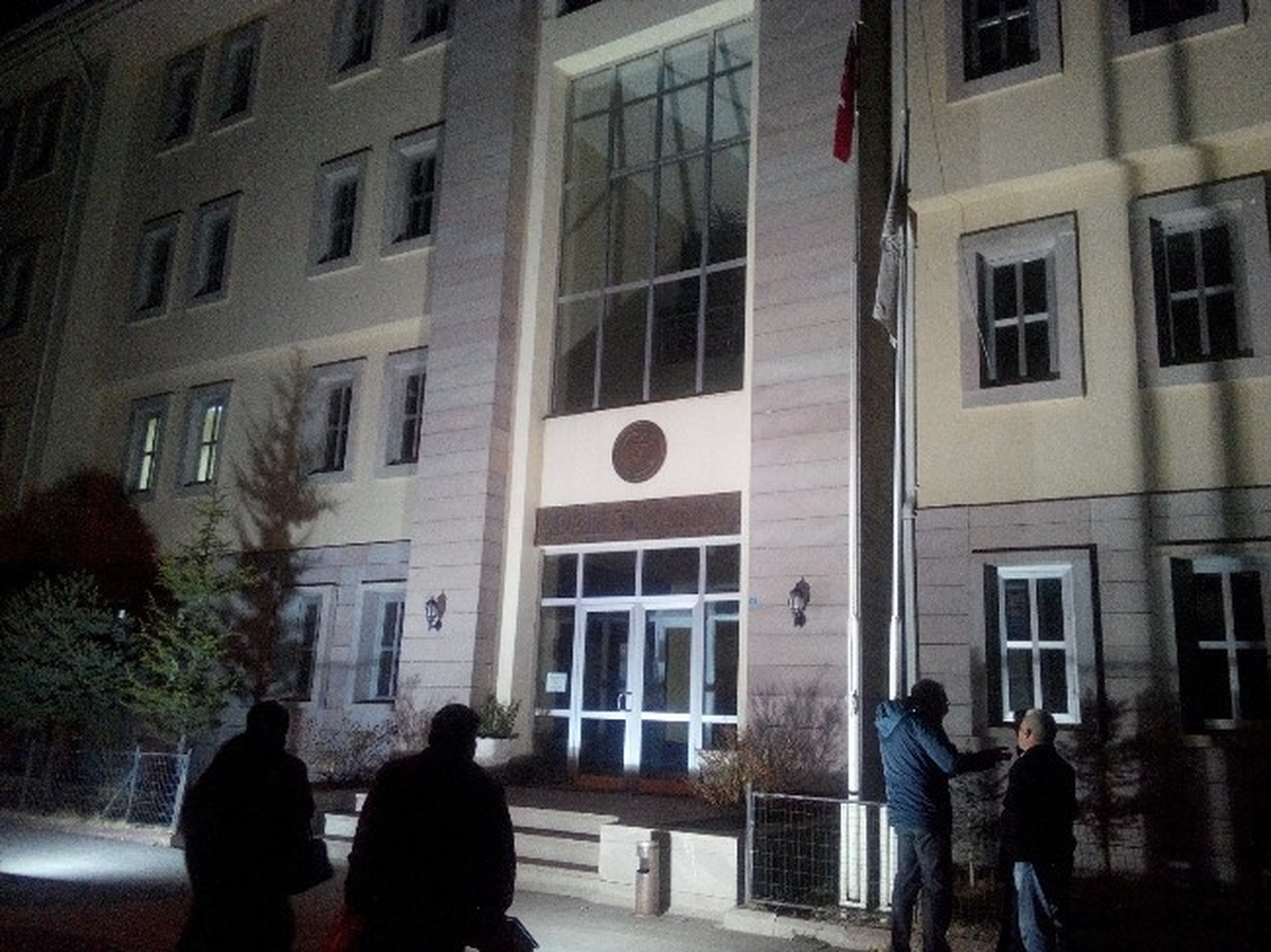 Afyonkarahisar\'da Uyuşturucu Operasyonu: 6 Tutuklama