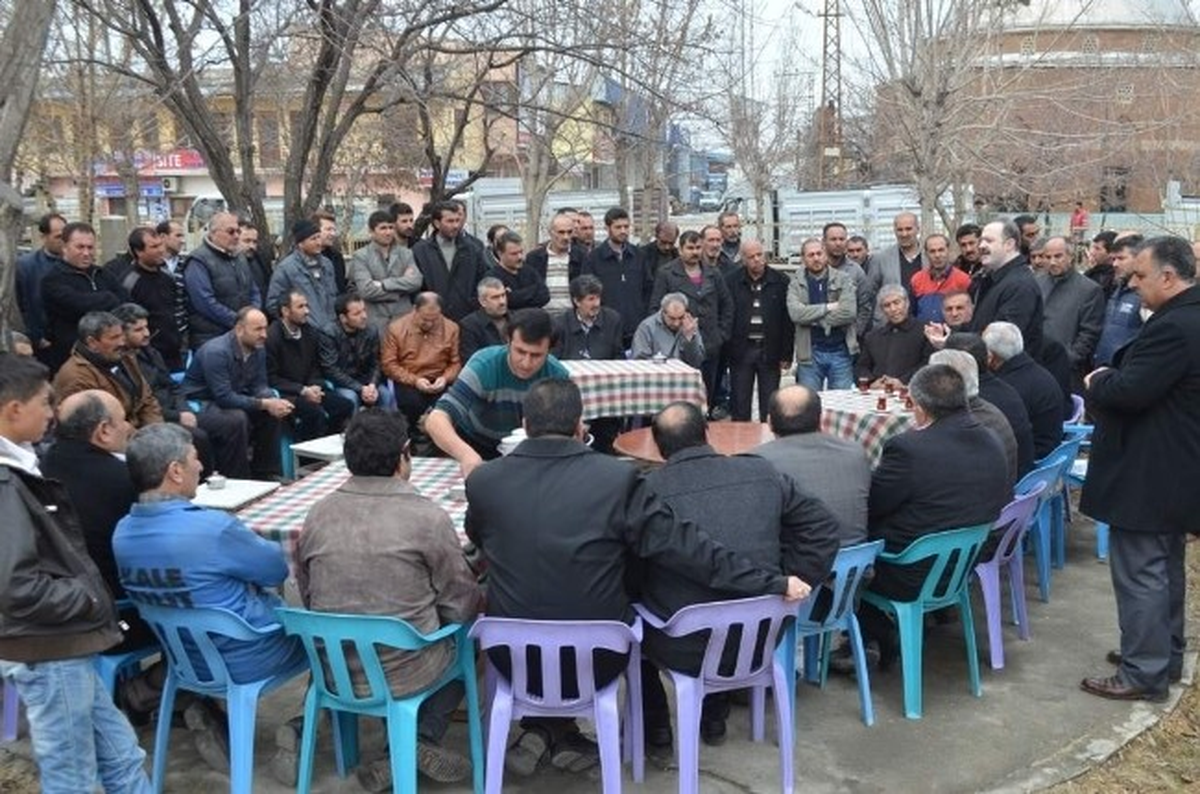 AK Parti Tuşba Belediye Başkan Adayı Özgökçe\'nin Seçim Çalışmaları
