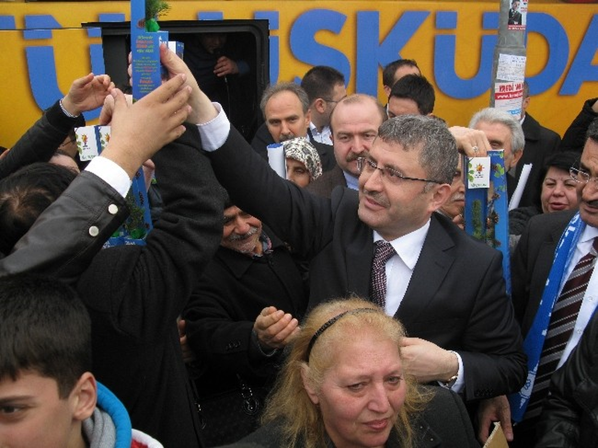 AK Partili Hilmi Türkmen, Çılgın Proje\'sini Açıkladı