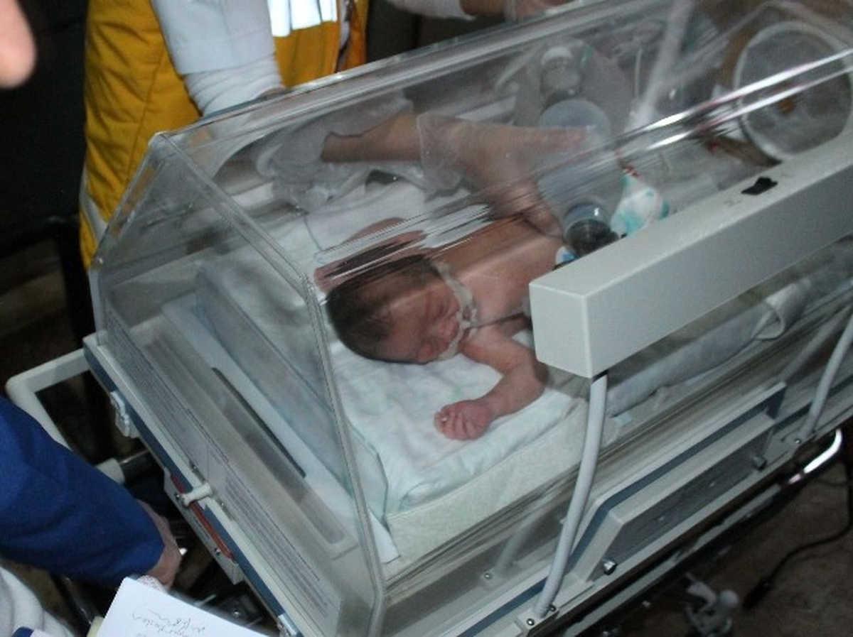 Ambulans Uçak 2 Aylık Bebeğin Hayatını Kurtardı