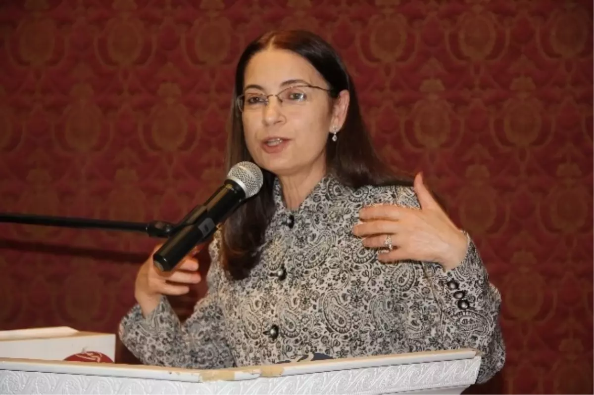 Ayşenur İslam: "Kasetler Savaşı Başladı"