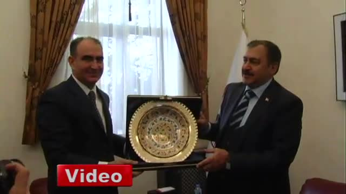 Bakan Eroğlu: \'Bıyığımı Kesmeye Niyetim Yok\'