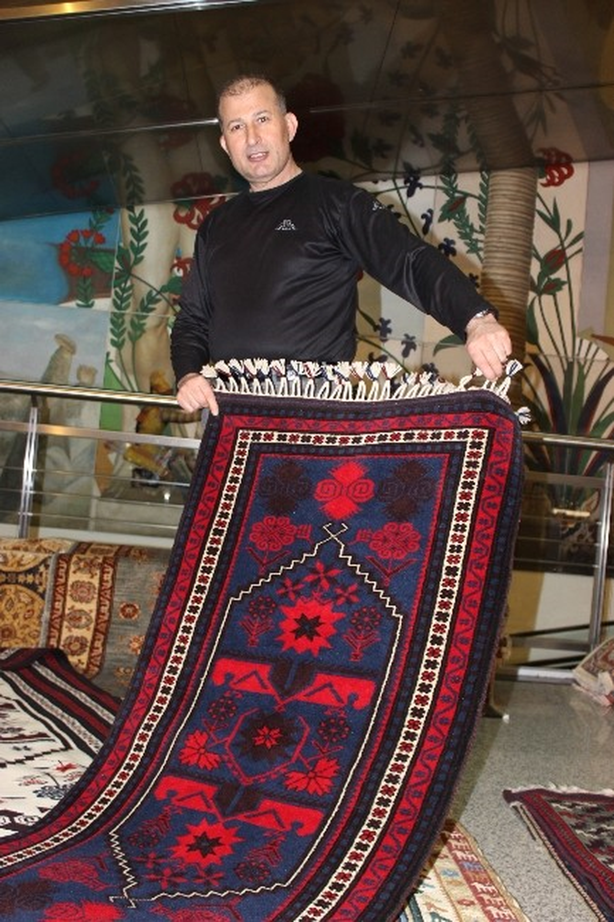 Balıkesir Sındırgı El Dokuma Halıları 31 Mart\'a Kadar Cepa\'da