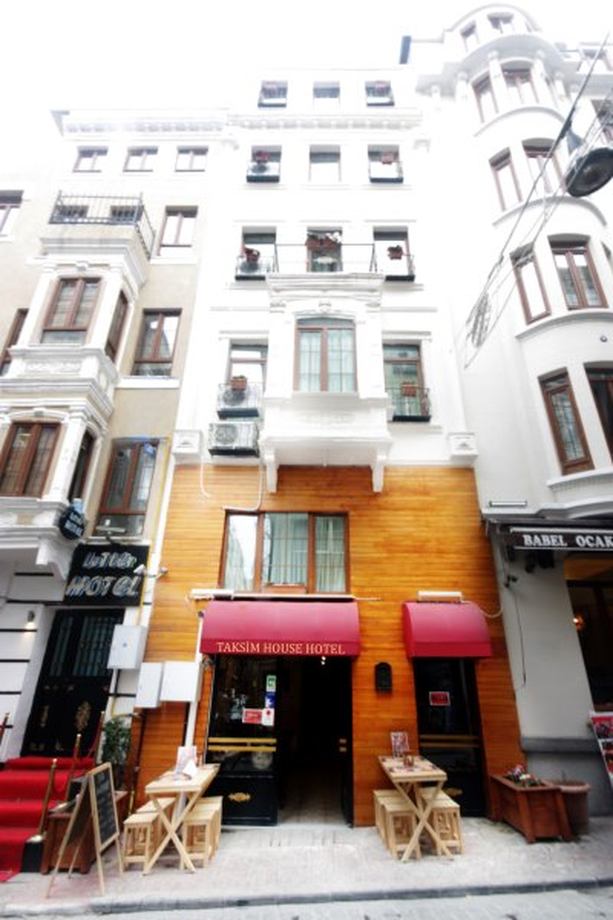 Butik Hizmetin Estetik Ve Yalın Yorumu: Taksim House Otel