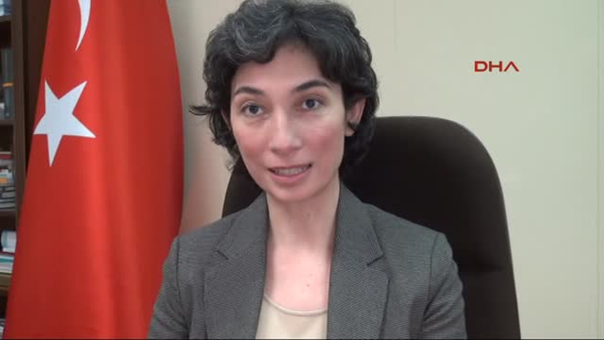 Cenevre Başkonsolosu Golder Oy Kullanmak İçin İsviçre\'de Yaşayan Vatandaşlarımızın Adres Beyanında...