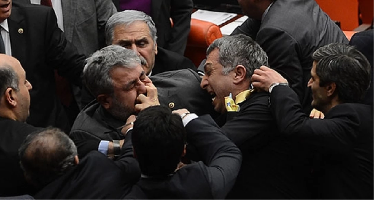 CHP\'li Kulkuloğlu, Meclis\'teki Kavganın Ardından 12 Gün İş Göremez Raporu Aldı