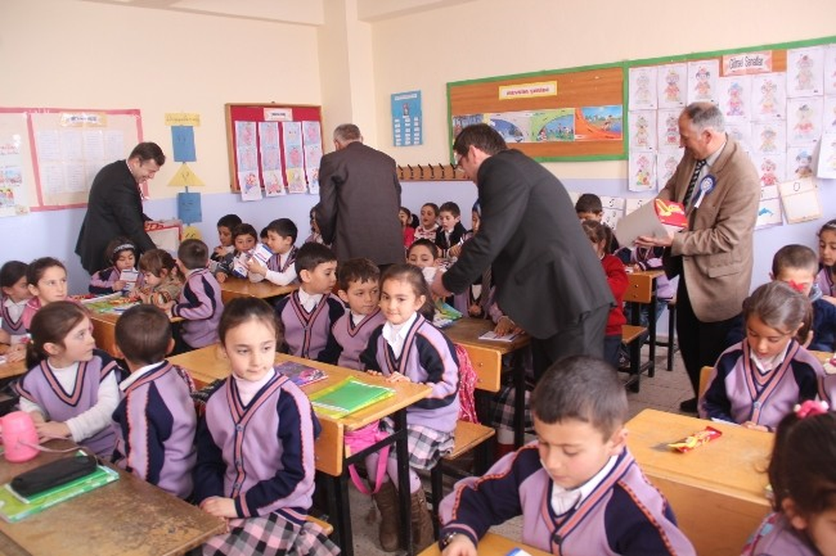 Çıldır Mal Müdürlüğünden Vergi Haftası Etkinliği