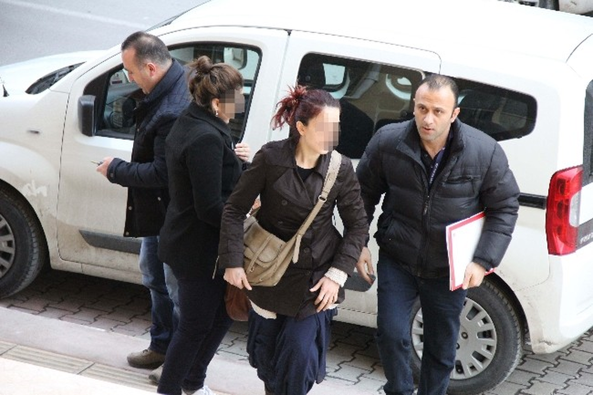 Cüzdan Hırsızları Yakalandı