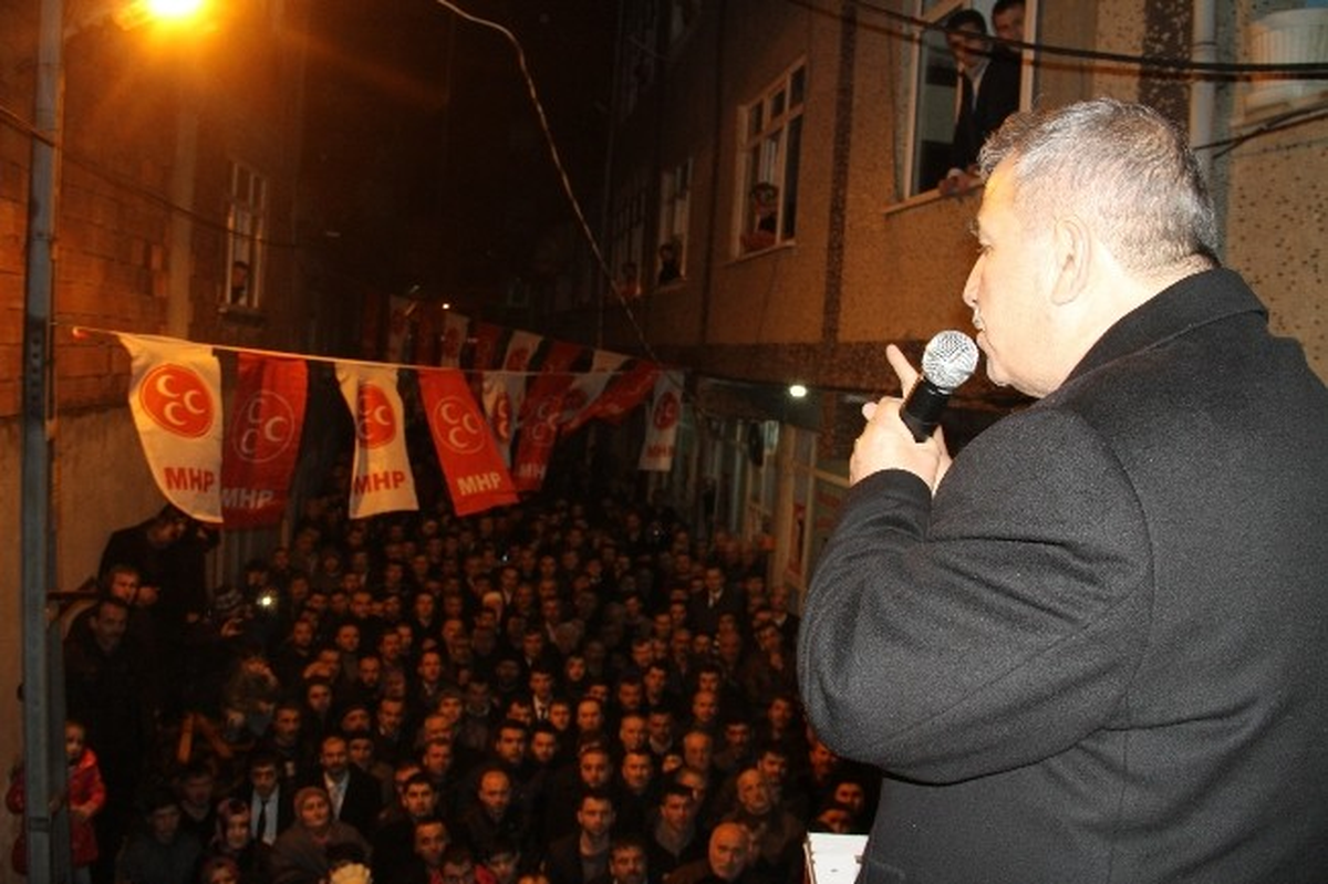 Demirtaş: "Bizim Mücadelemiz Hak ve Hizmet Mücadelesidir"